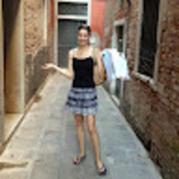 Meet your Posher, Kate - Picture 1 of 1